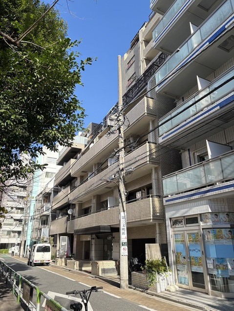 apartment 東京都中野区新井２丁目1-19 パックマートビル4F