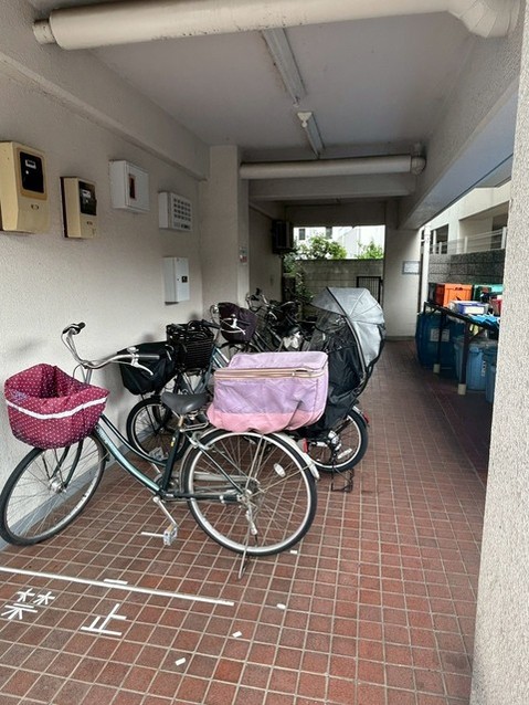 apartment 東京都中野区新井２丁目1-19 パックマートビル4F
