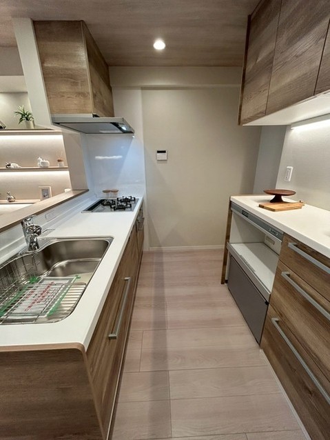 apartment 東京都中野区新井２丁目1-19 パックマートビル4F