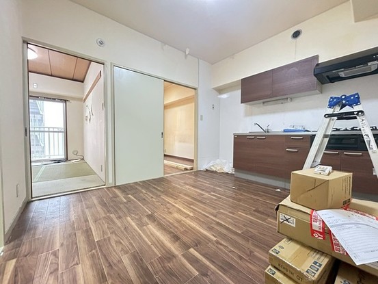 apartment 東京都中野区新井２丁目1-19 パックマートビル4F