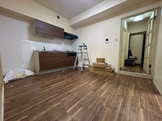 apartment 東京都中野区新井２丁目1-19 パックマートビル4F