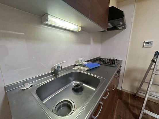 apartment 東京都中野区新井２丁目1-19 パックマートビル4F