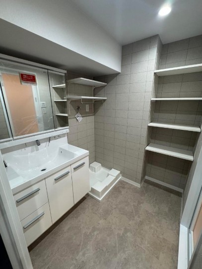 apartment 東京都中野区新井２丁目1-19 パックマートビル4F