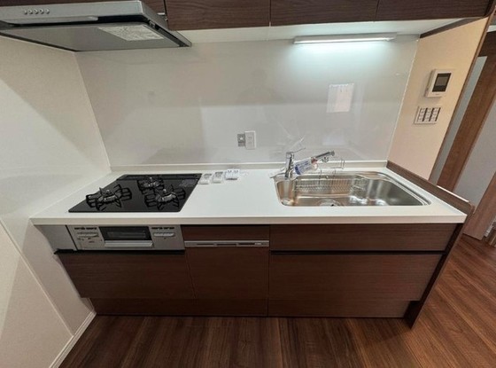 apartment 東京都中野区新井２丁目1-19 パックマートビル4F