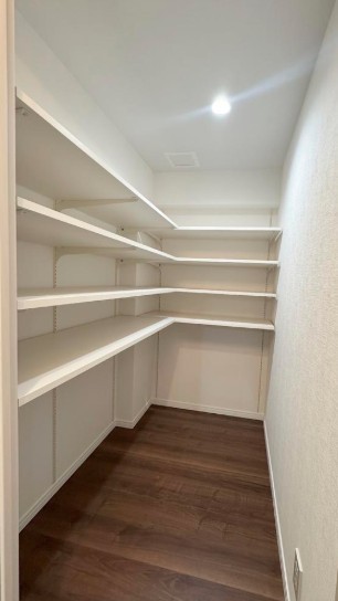 apartment 東京都中野区新井２丁目1-19 パックマートビル4F