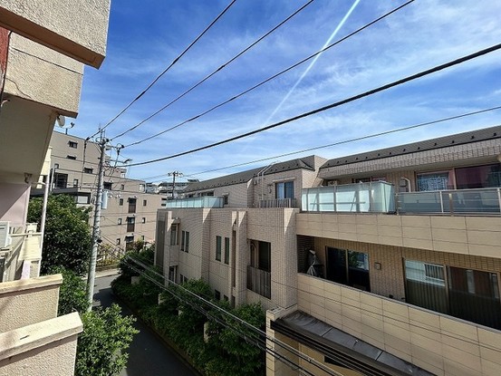 apartment 東京都中野区新井２丁目1-19 パックマートビル4F