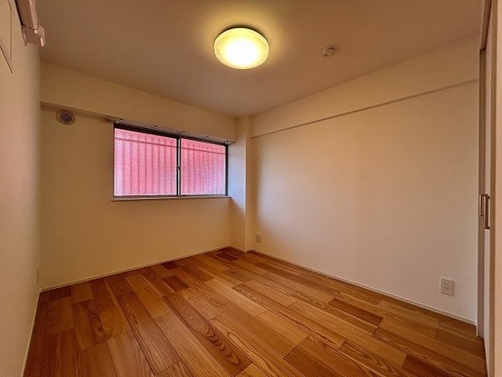 apartment 東京都中野区新井２丁目1-19 パックマートビル4F