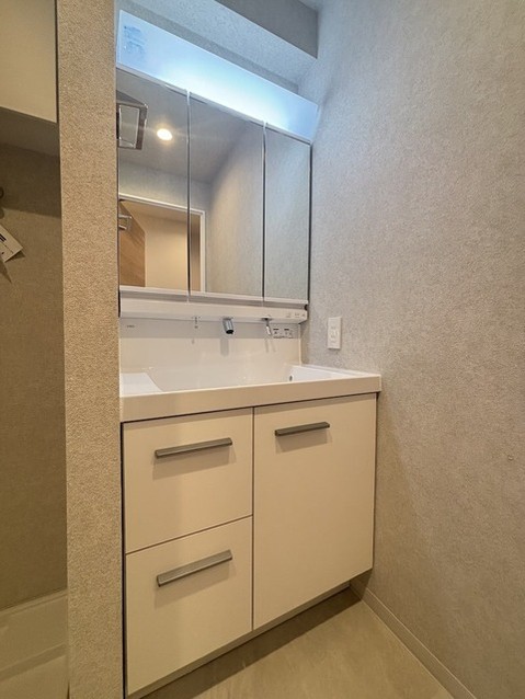 apartment 東京都中野区新井２丁目1-19 パックマートビル4F