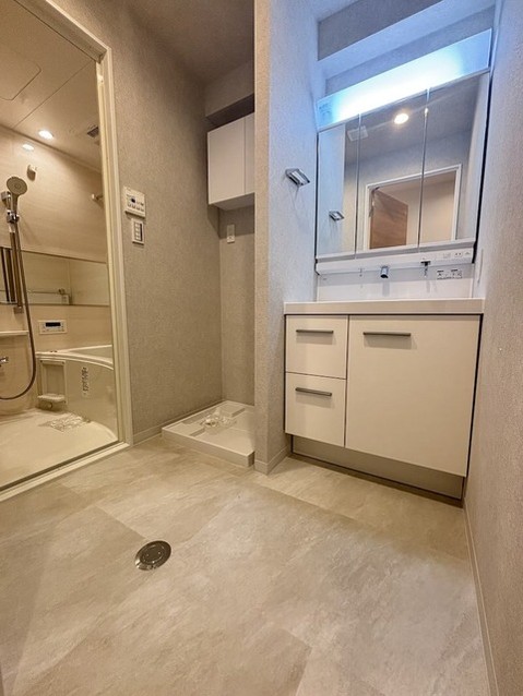 apartment 東京都中野区新井２丁目1-19 パックマートビル4F
