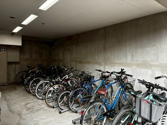apartment 東京都中野区新井２丁目1-19 パックマートビル4F