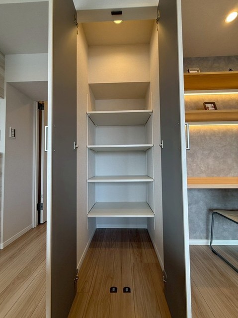 apartment 東京都中野区新井２丁目1-19 パックマートビル4F