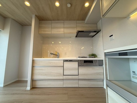 apartment 東京都中野区新井２丁目1-19 パックマートビル4F