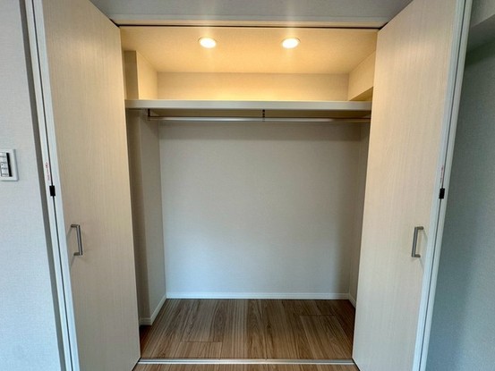 apartment 東京都中野区新井２丁目1-19 パックマートビル4F