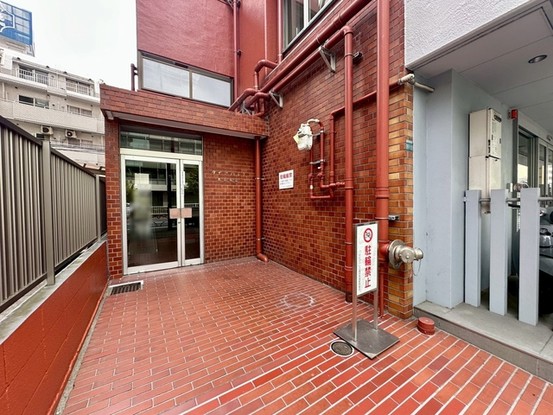 apartment 東京都中野区新井２丁目1-19 パックマートビル4F