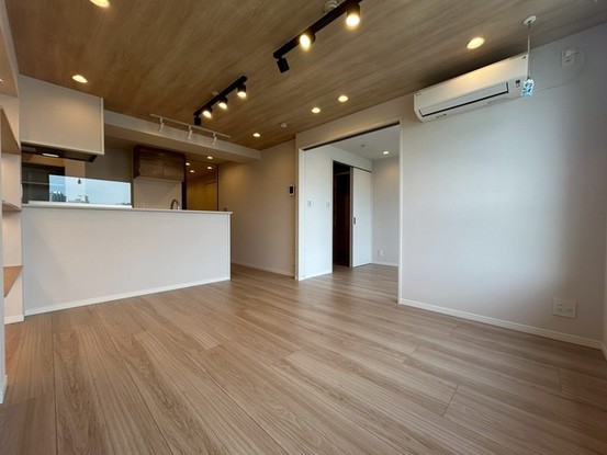 apartment 東京都中野区新井２丁目1-19 パックマートビル4F