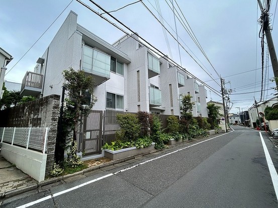 apartment 東京都中野区新井２丁目1-19 パックマートビル4F