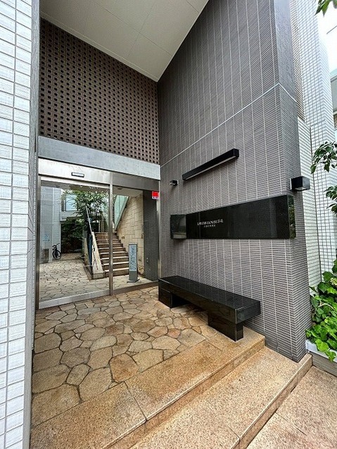 apartment 東京都中野区新井２丁目1-19 パックマートビル4F