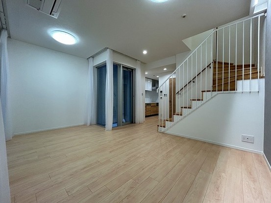 apartment 東京都中野区新井２丁目1-19 パックマートビル4F