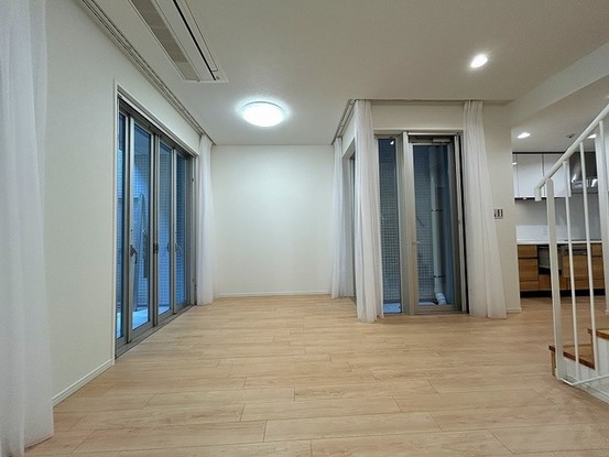 apartment 東京都中野区新井２丁目1-19 パックマートビル4F