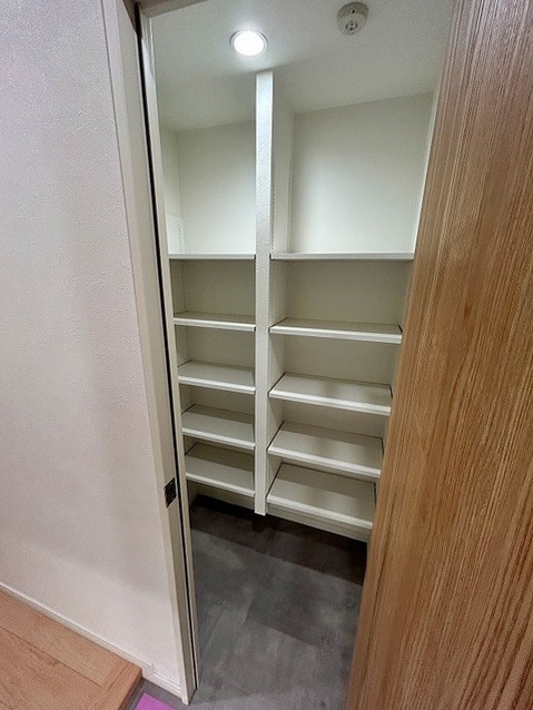 apartment 東京都中野区新井２丁目1-19 パックマートビル4F
