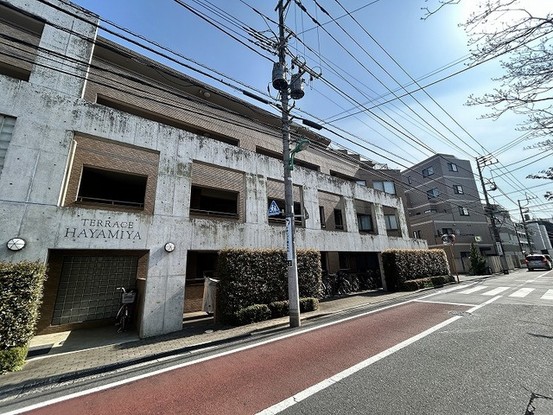 apartment 東京都中野区新井２丁目1-19 パックマートビル4F
