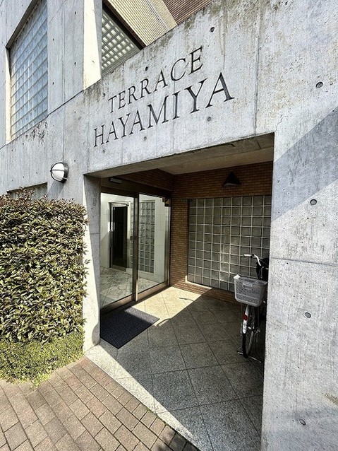 apartment 東京都中野区新井２丁目1-19 パックマートビル4F