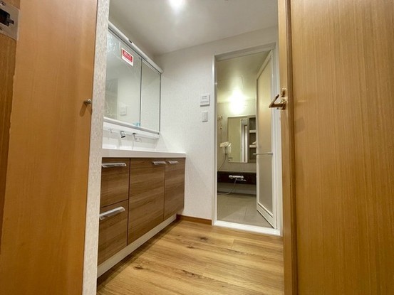 apartment 東京都中野区新井２丁目1-19 パックマートビル4F