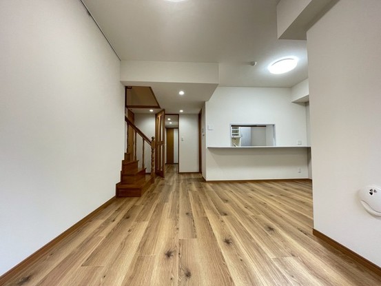 apartment 東京都中野区新井２丁目1-19 パックマートビル4F