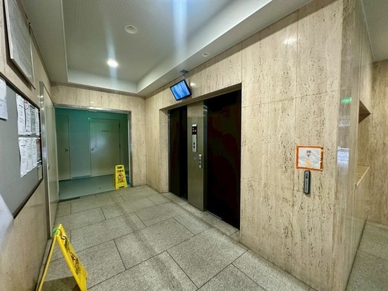 apartment 東京都中野区新井２丁目1-19 パックマートビル4F