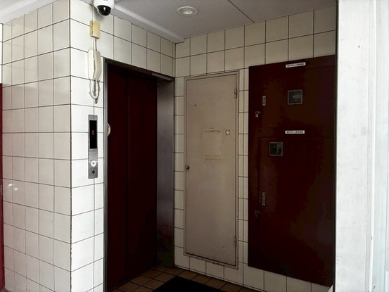 apartment 東京都中野区新井２丁目1-19 パックマートビル4F