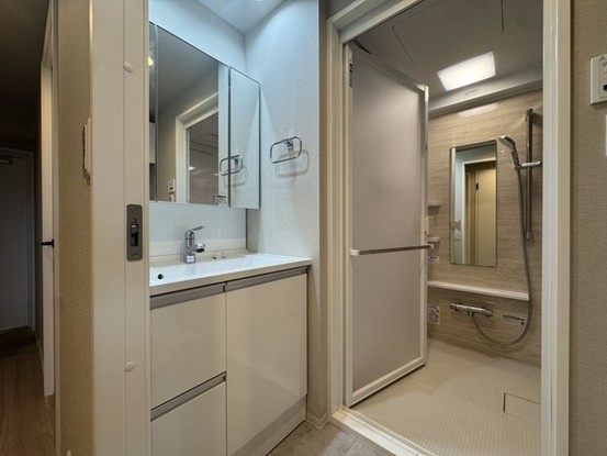 apartment 東京都中野区新井２丁目1-19 パックマートビル4F