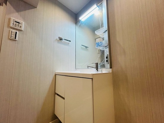 apartment 東京都中野区新井２丁目1-19 パックマートビル4F