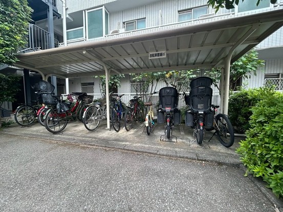 apartment 東京都中野区新井２丁目1-19 パックマートビル4F