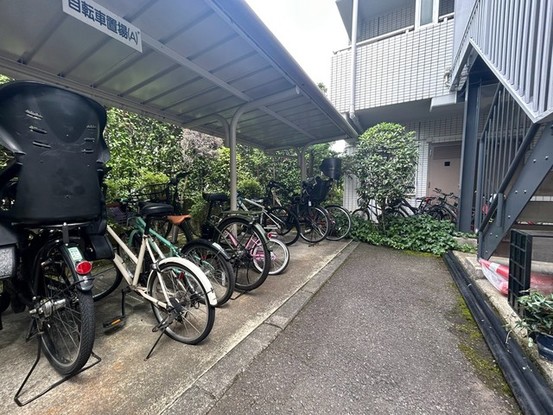 apartment 東京都中野区新井２丁目1-19 パックマートビル4F