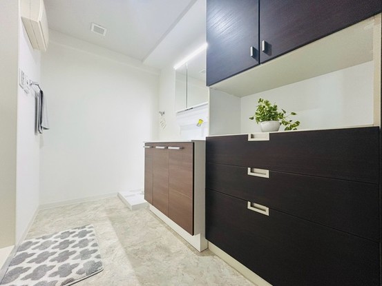 apartment 東京都中野区新井２丁目1-19 パックマートビル4F