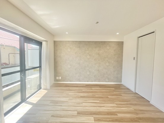 apartment 埼玉県吉川市高富２丁目
地図を見る