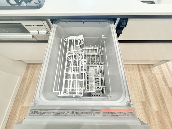 apartment 埼玉県吉川市高富２丁目
地図を見る