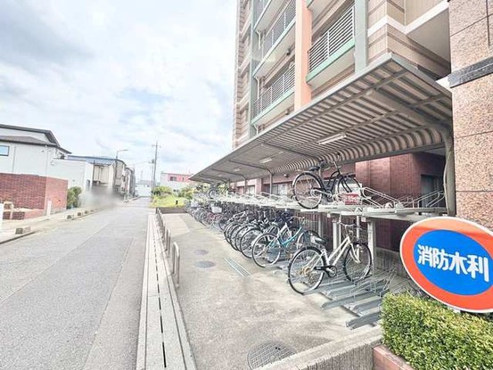 apartment 埼玉県越谷市大字袋山1361-16