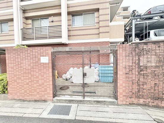 apartment 埼玉県越谷市大字袋山1361-16