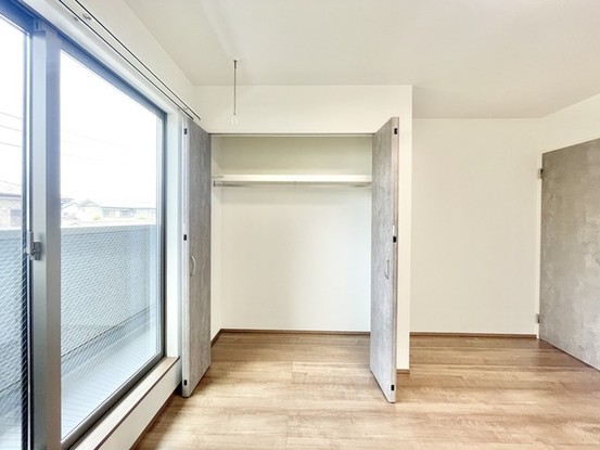 detached 埼玉県三郷市彦成２丁目
地図を見る