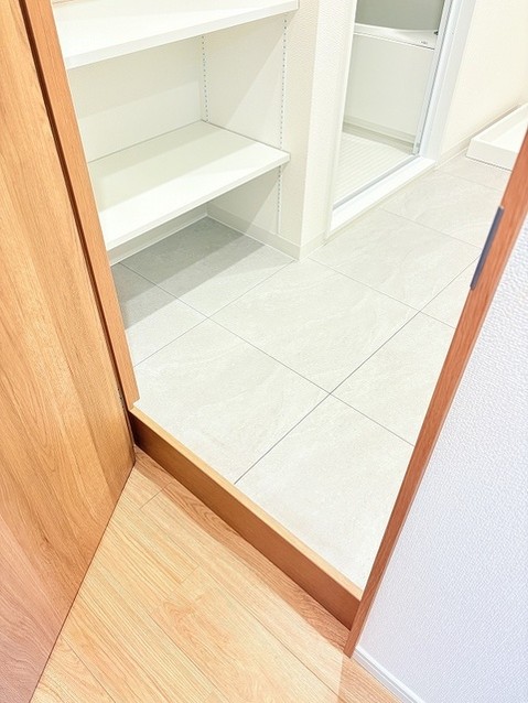 apartment 埼玉県越谷市大字袋山1361-16