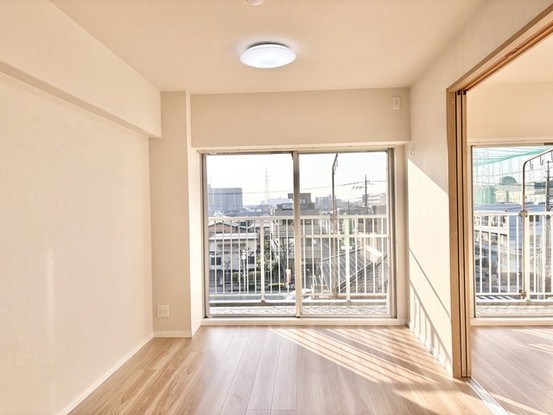 apartment 埼玉県草加市草加４丁目
地図を見る