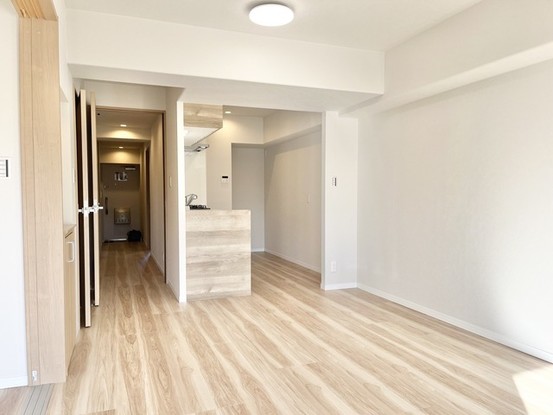 apartment 埼玉県越谷市瓦曽根２丁目
地図を見る