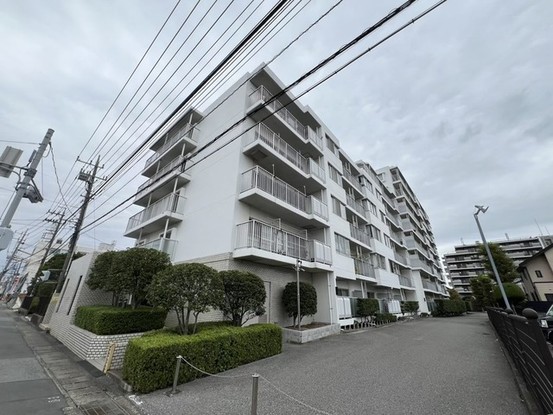 apartment 埼玉県越谷市瓦曽根２丁目
地図を見る