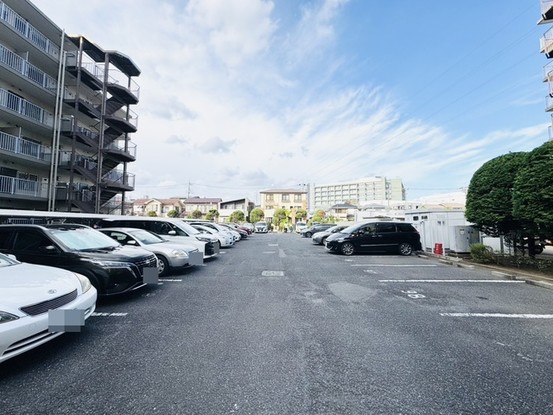 apartment 埼玉県草加市花栗１丁目
地図を見る