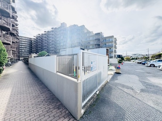 apartment 埼玉県草加市花栗１丁目
地図を見る