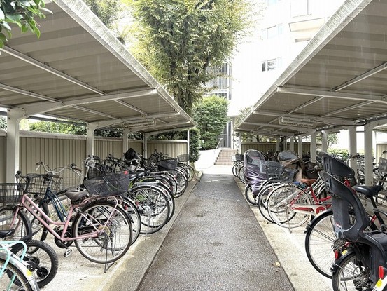 apartment 埼玉県越谷市赤山町４丁目
地図を見る