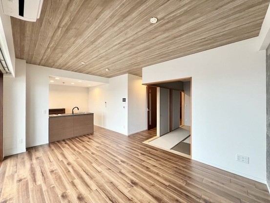 apartment 埼玉県越谷市レイクタウン８丁目
地図を見る