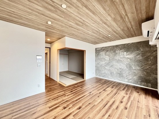 apartment 埼玉県越谷市レイクタウン８丁目
地図を見る