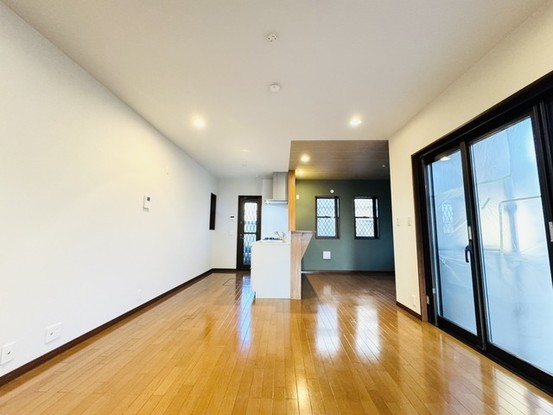 detached 埼玉県三郷市戸ケ崎５丁目
地図を見る